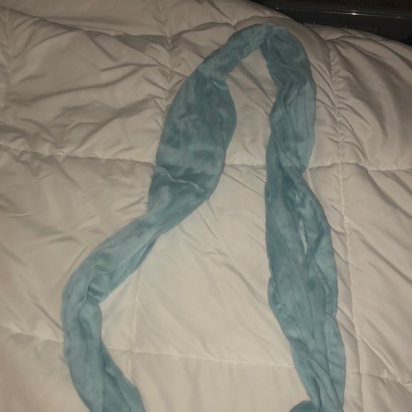 scarf - Picture 2 of 4